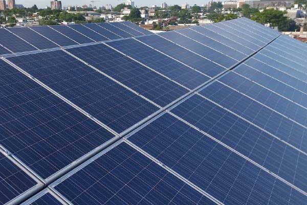 Instalación de paneles solares para comunidades