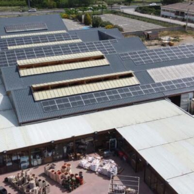 Instalación fotovoltaica en la empresa Jardiland